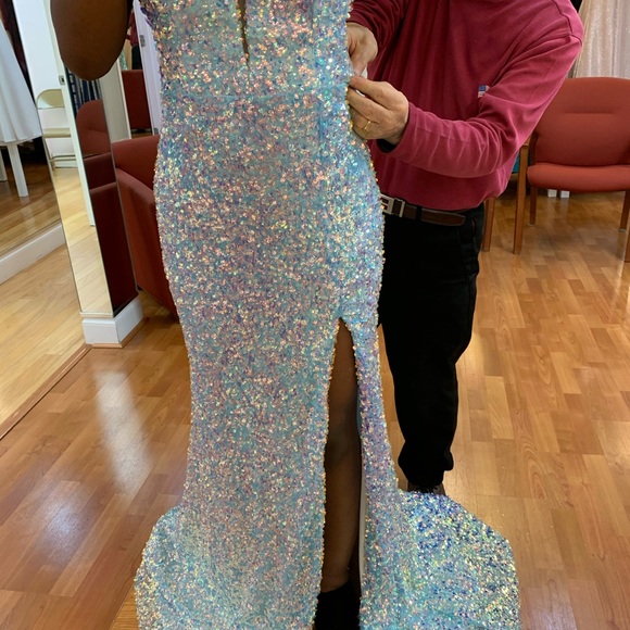 Prom/Formal Dress - Picture 5 of 8